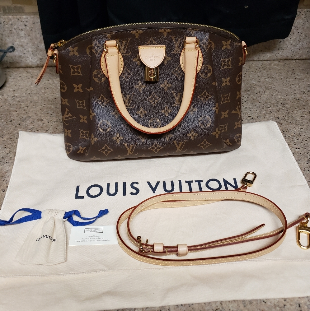 Louis Vuitton Rivoli PM